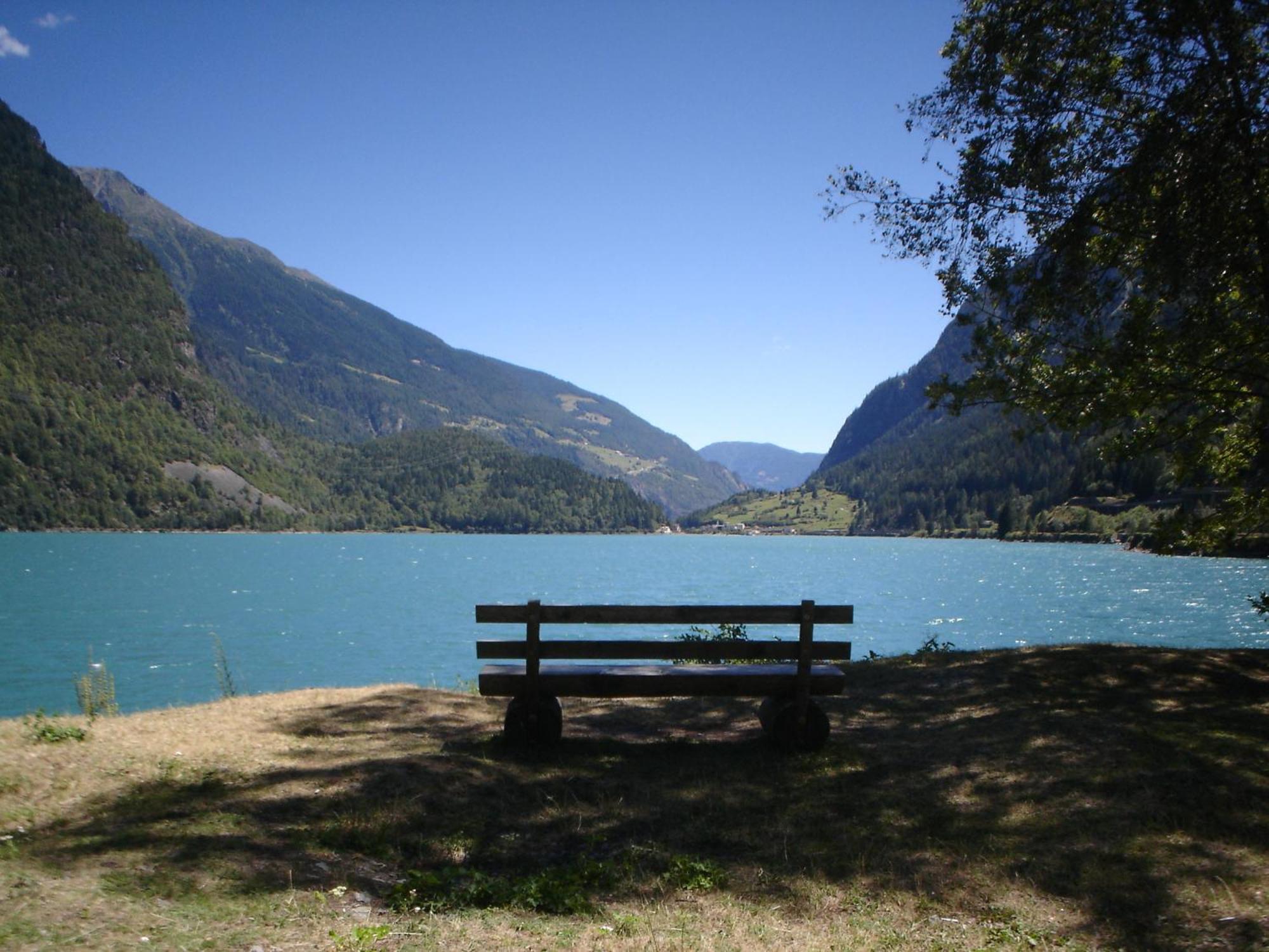 Hotel Posta Poschiavo Exterior photo